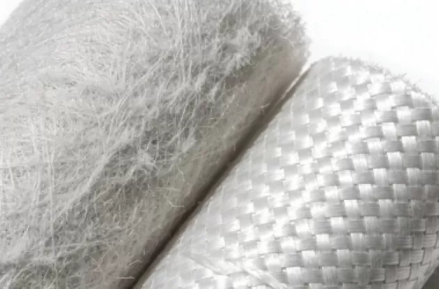 เมื่อใดควรใช้แผ่นไฟเบอร์กลาสหรือผ้า